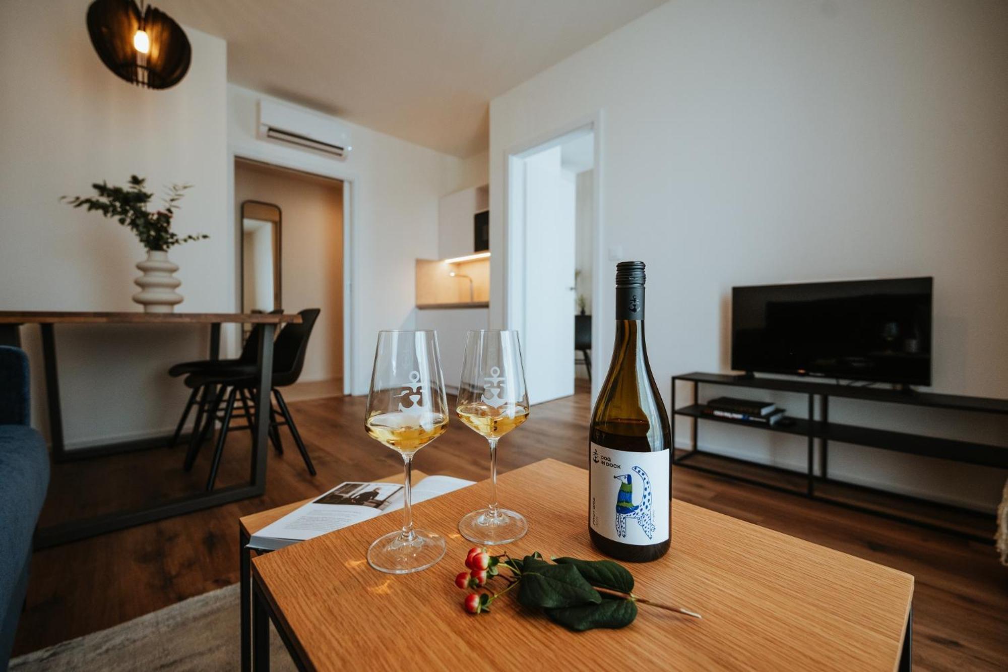 Apartmany Dog In Dock Veselí nad Moravou Buitenkant foto